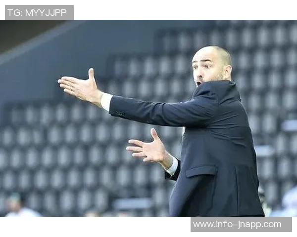 米体报道图多尔今夏寻求买断穆阿尼并引进优秀中场但科莫利未能满足要求