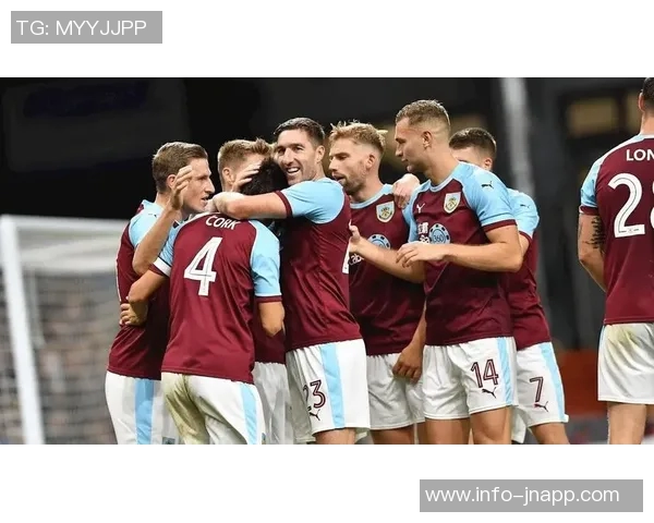 切尔西力争英超三连胜古斯托单人海报助阵客战伯恩利