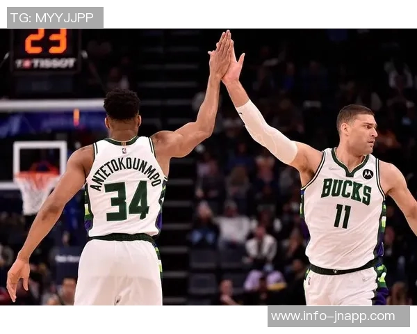 NBA杯对决雄鹿公牛先发阵容分析字母哥特纳联手挑战吉迪武切维奇组合