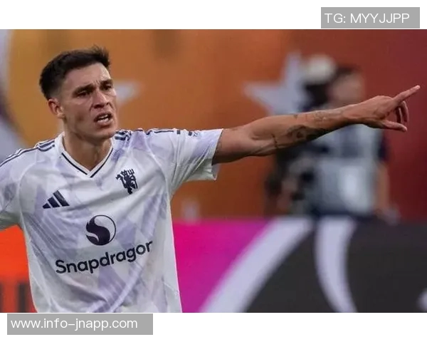 阿贾克斯有意租借曼联中场乌加特小布林德成备选方案